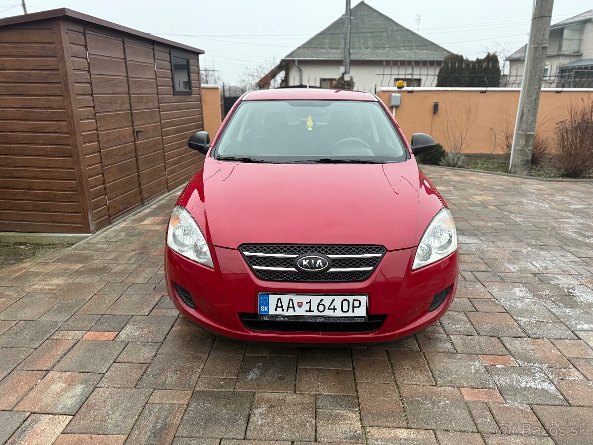 Predám Kia Ceed 1.4 benzín 77kw 2009