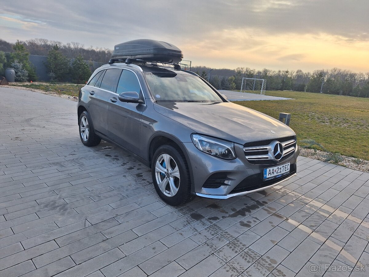 MERCEDES GLC 350e 4 MATIC