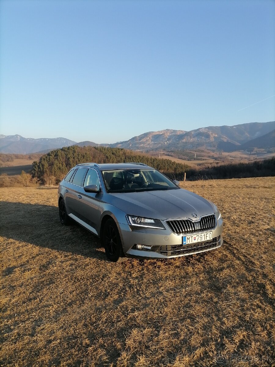 Škoda Superb 2019 webasto ťažne virtual kokpit

