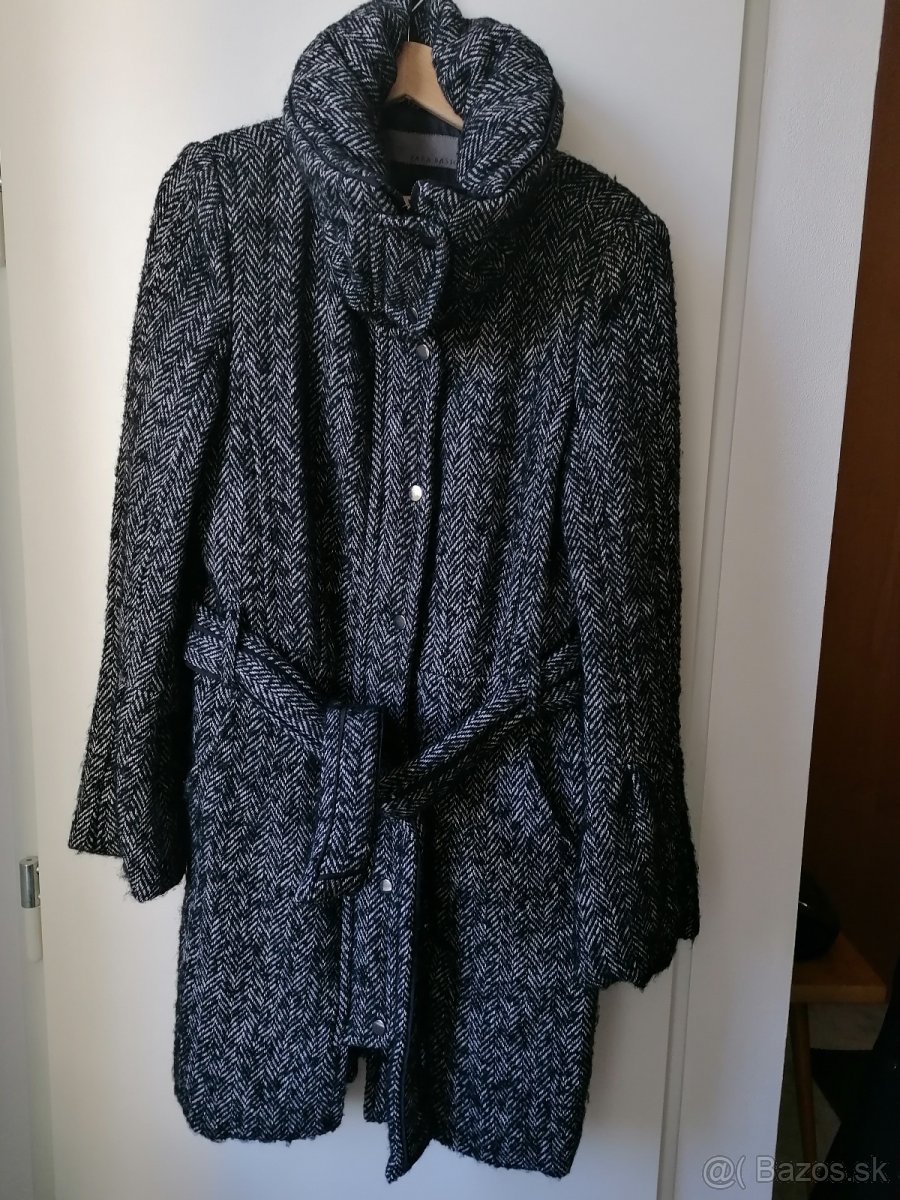 Kabát veľ XL, Zara