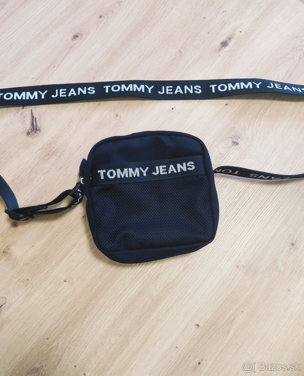 Tommy Jeans ľadvinka