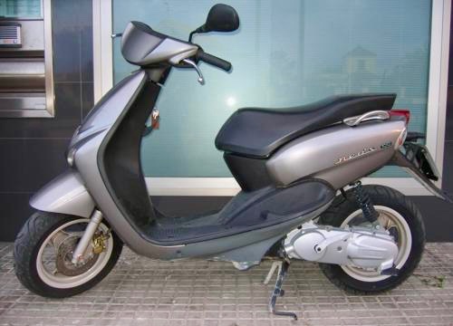 Rozpredám na diely Yamaha Neos 50