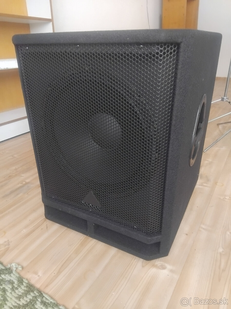 Pedám aktívný subwoofer