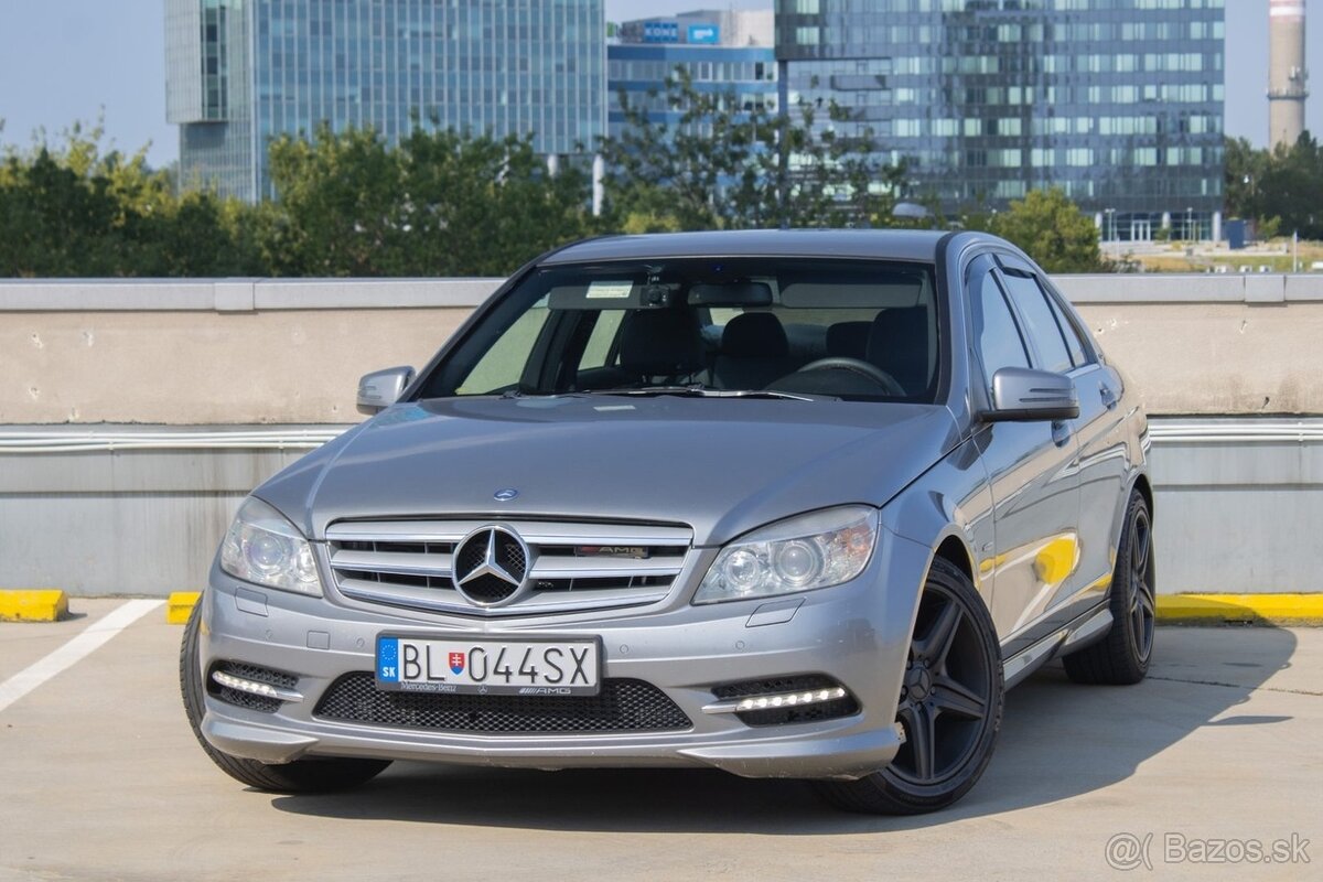 Mercedes-Benz C trieda Sedan 220 CDI Avantgarde A/T