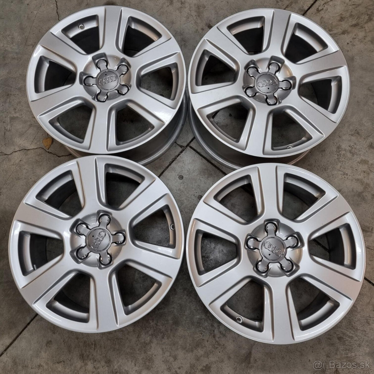 Hliníkové AUDI Q5 disky 5x112 R17 7.0J ET33