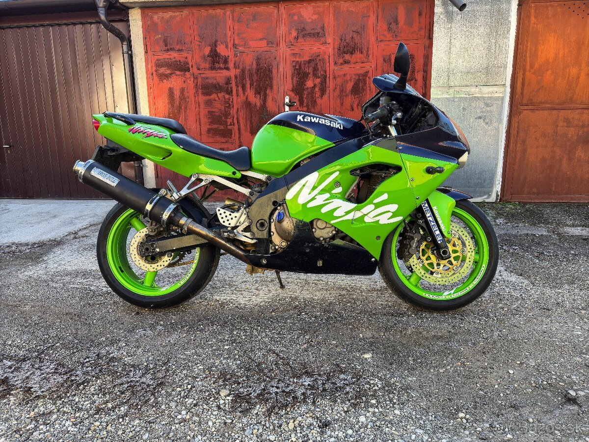 KAWASAKI NINJA ZX9R