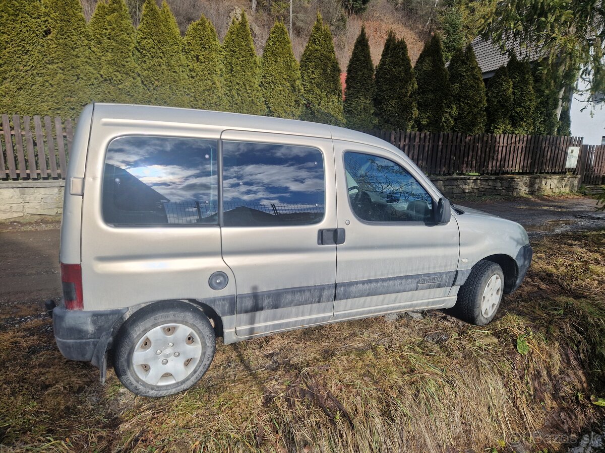 Citroën Berlingo 1,4 benzín