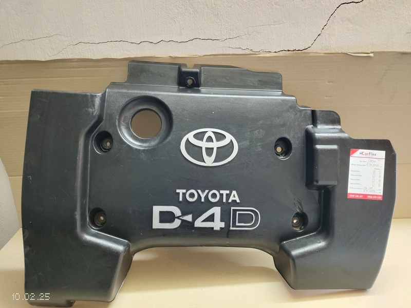 kryt motora toyota corolla verso 20€