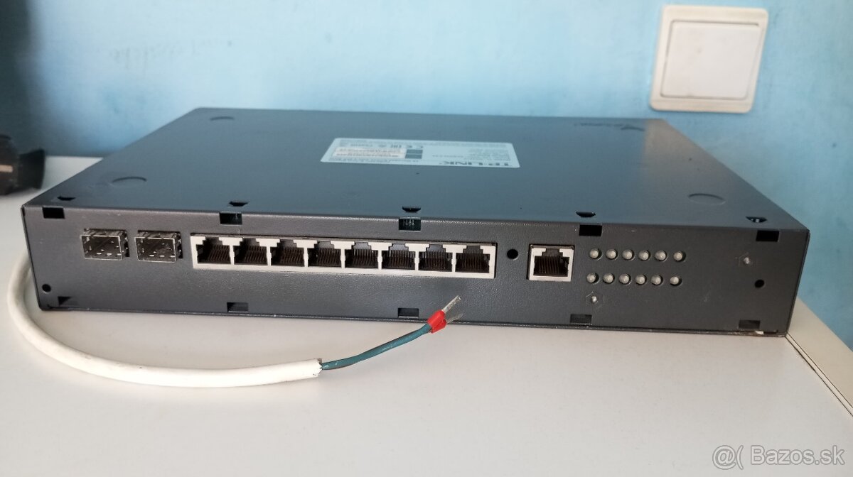 TP-LINK SWITCH TL-SG3210