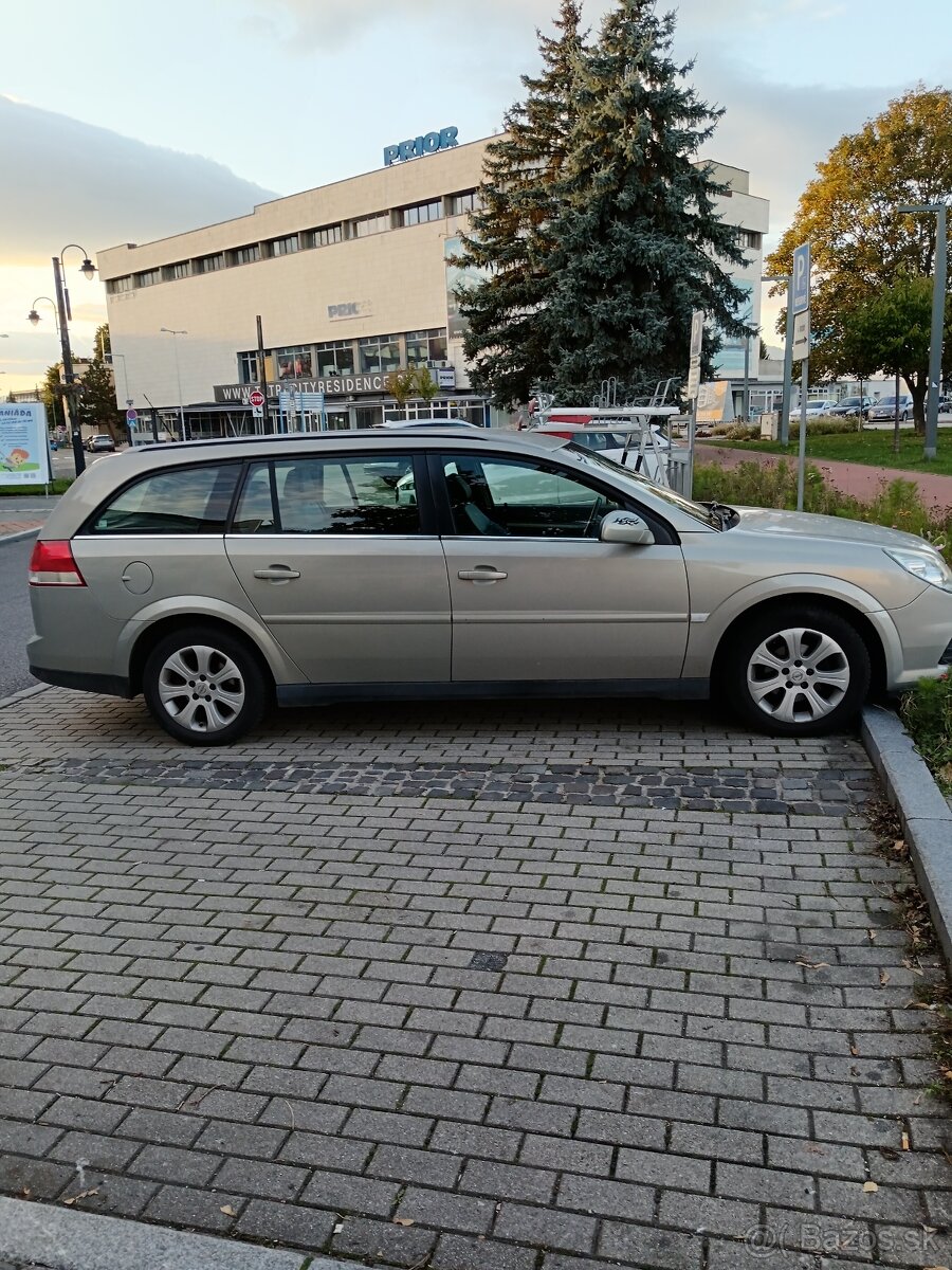 Vectra Station Wagon 1.9.110kw 2009r