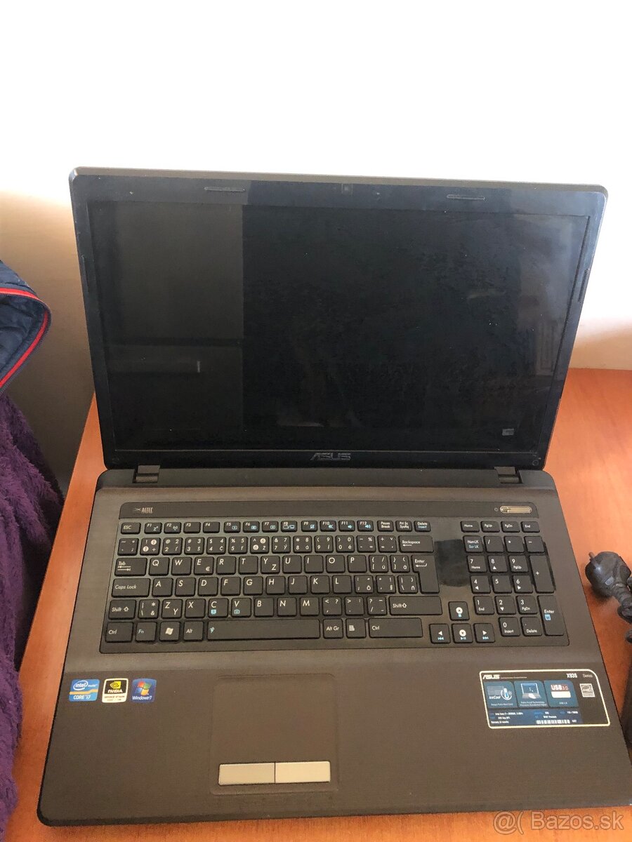 Predám Asus X93S 18,4’’ na súčiastky