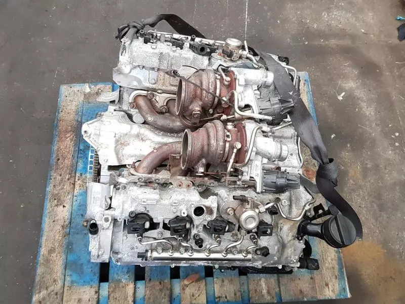 Motor BMW 4.4 N63B44