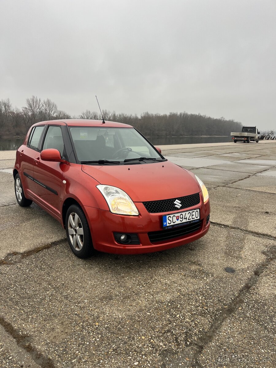 Suzuki Swift 1.3