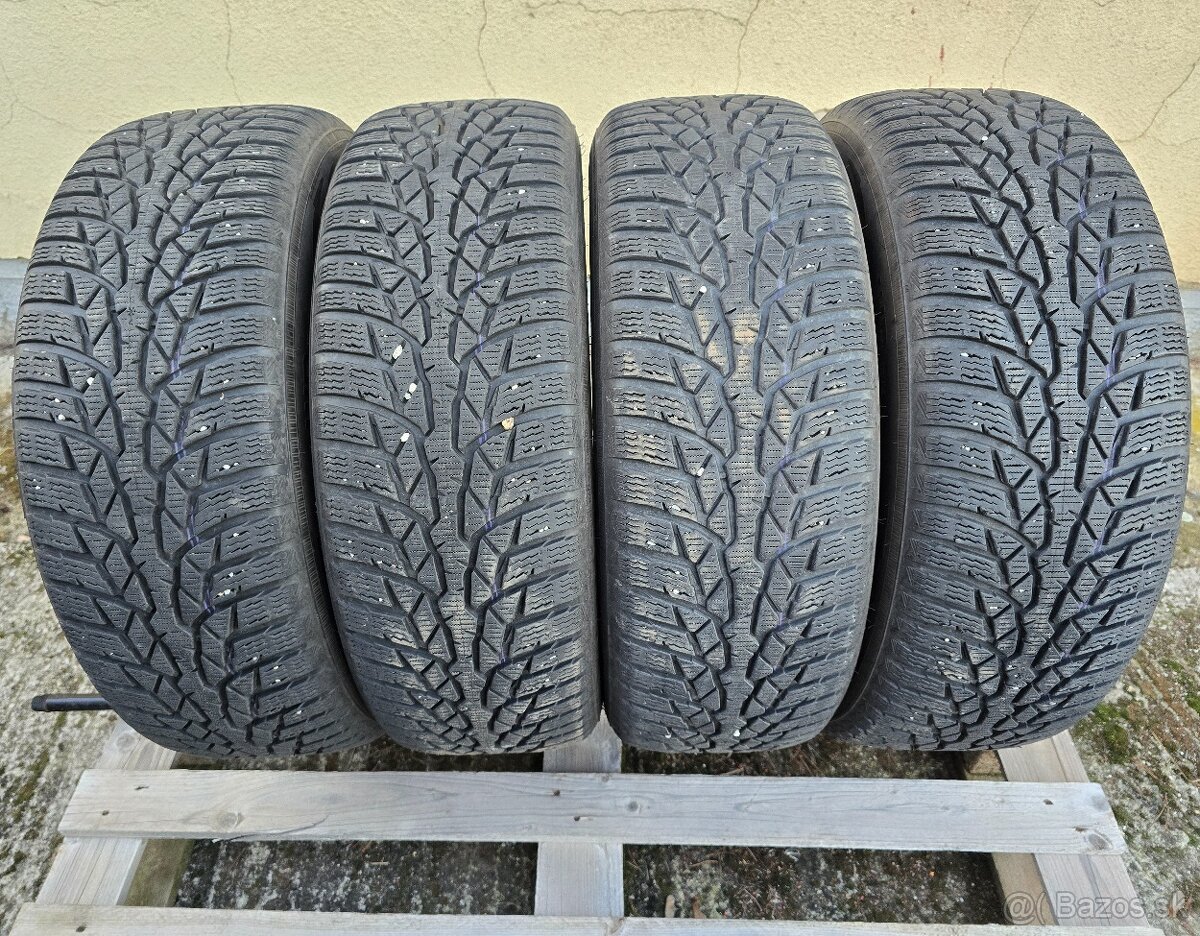 ZIMNÉ PNEUMATIKY NOKIAN 215/60 R17 96H