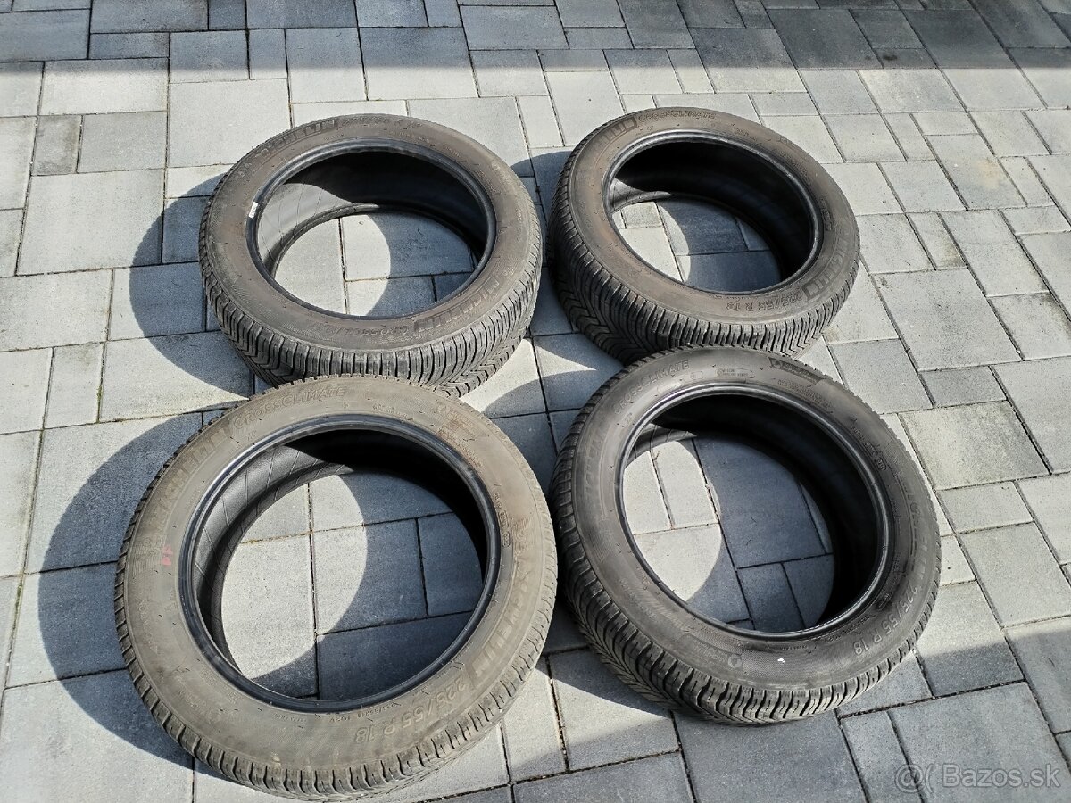 225/55R18