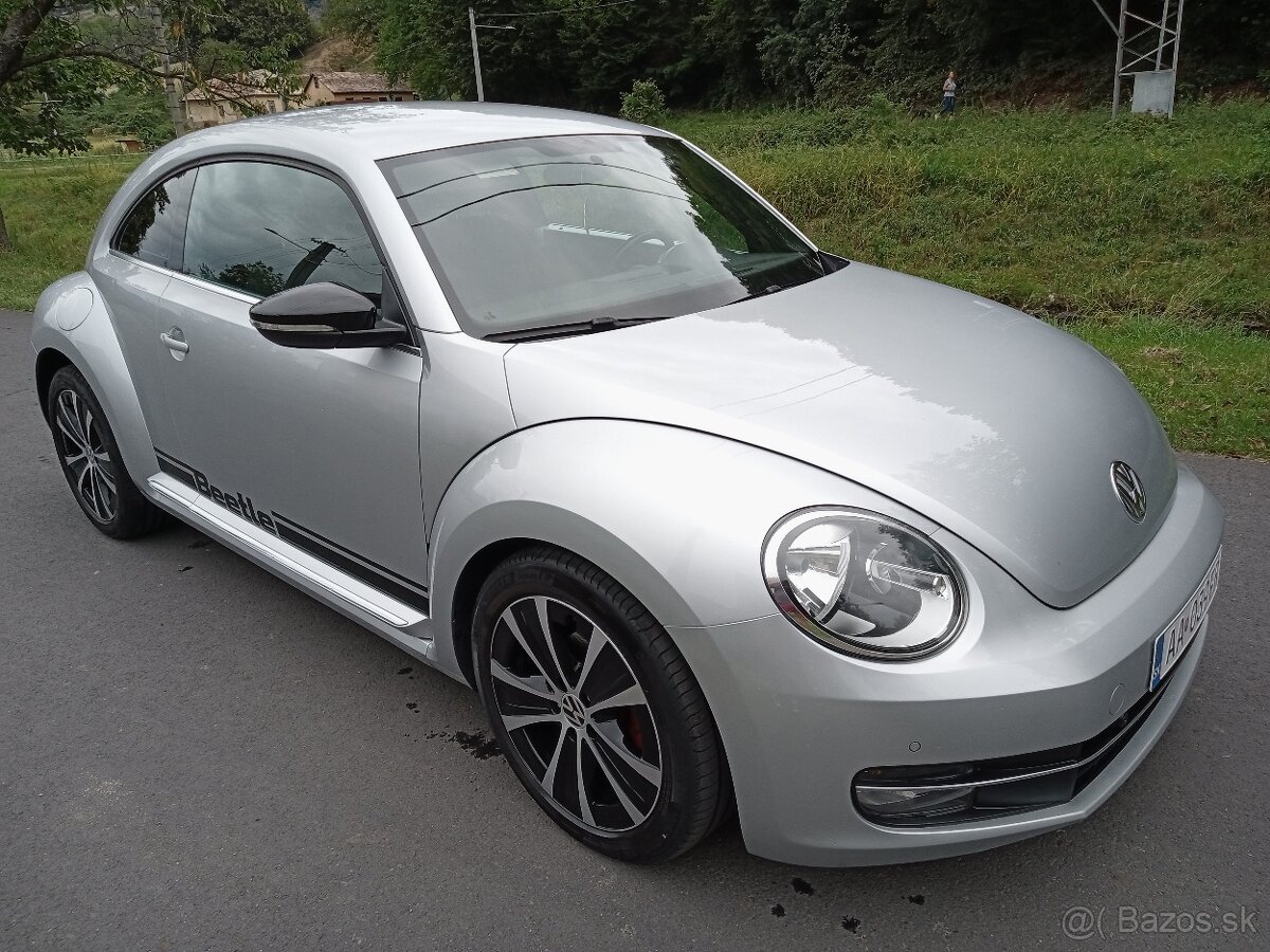 Volkswagen beetle 1.6 TDI elegance model 2014