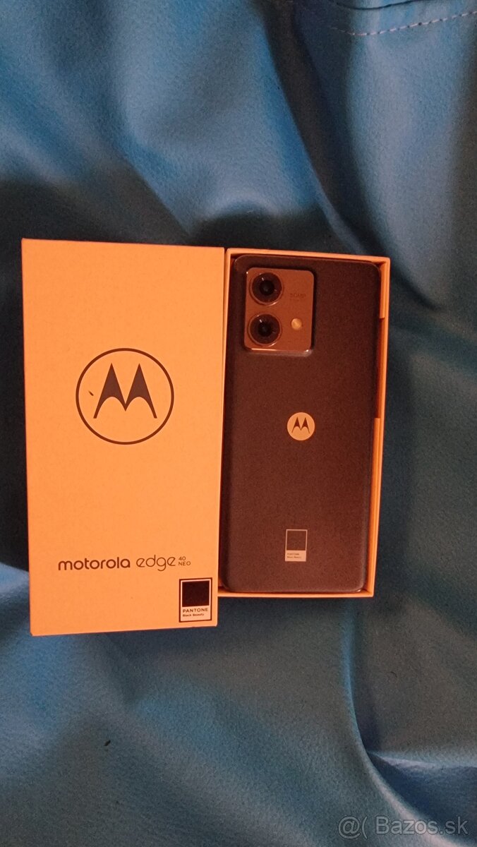 Motorola Edge 40 Neo 12/256gb
