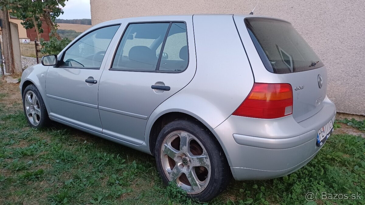 Predám VW Golf 4 - 1.4i 55kw