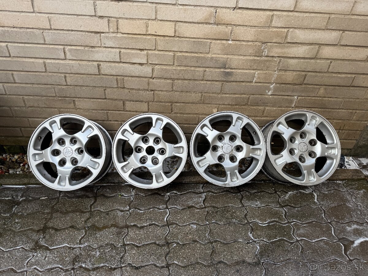 6x139,7 R16 disky Mitsubishi Pajero