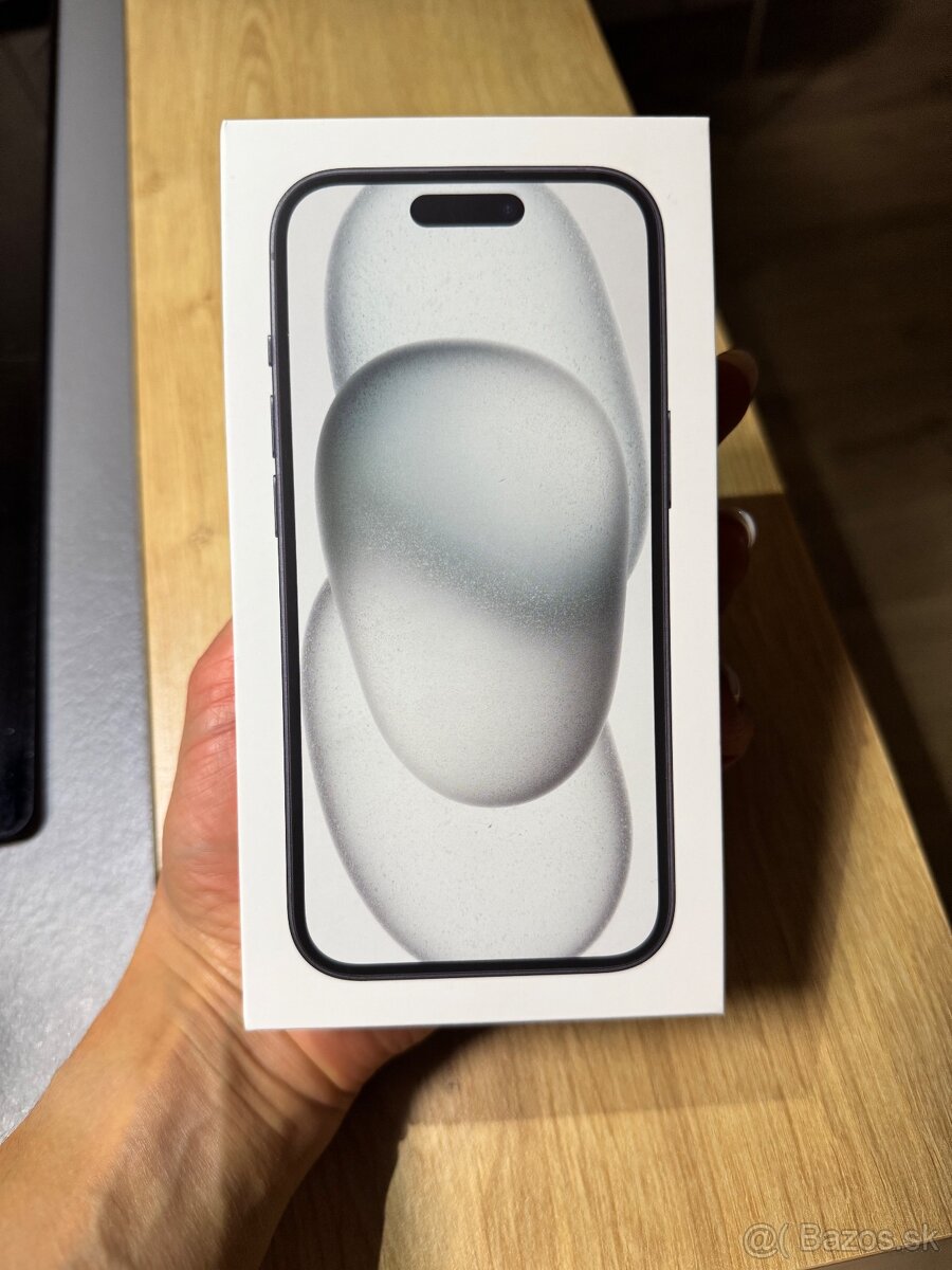 iPhone 15 - nový