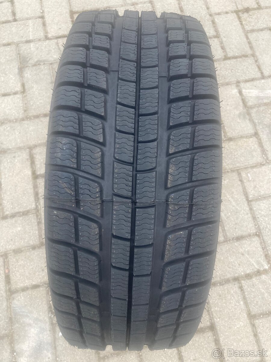 Predám nové zimné gumy 195/50 R15 protektor so zarukou