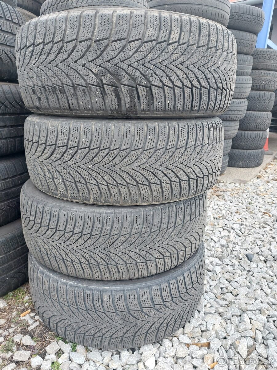 215/45 r17