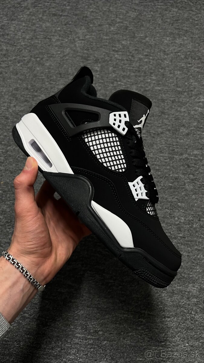 Nike Air Jordan Retro 4 "White Thunder"