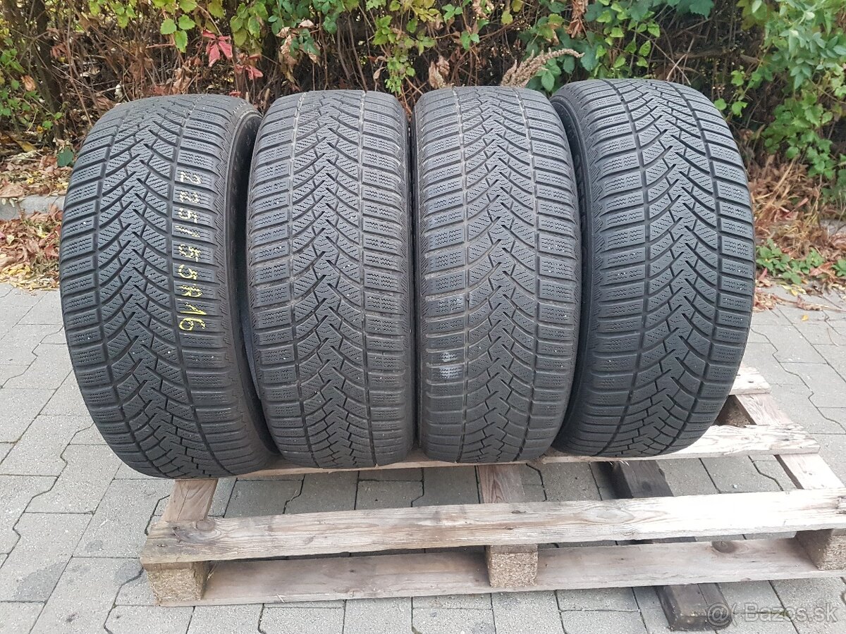 Zimne 225/55R16 Semperit