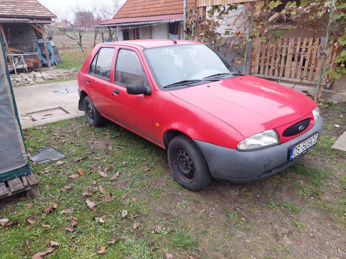 Ford Fiesta 1.3 benzín Rezervované