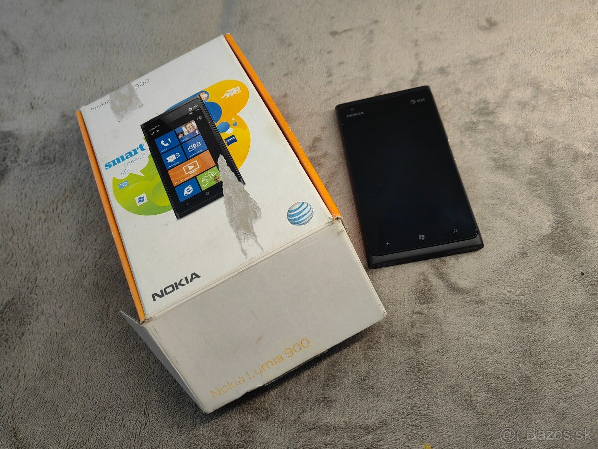 Nokia Lumia 900 RM808