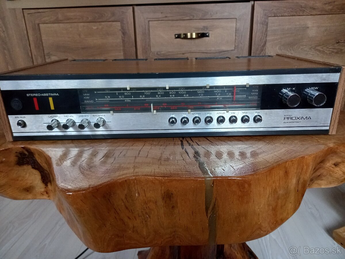 Retro radio Proxima 408