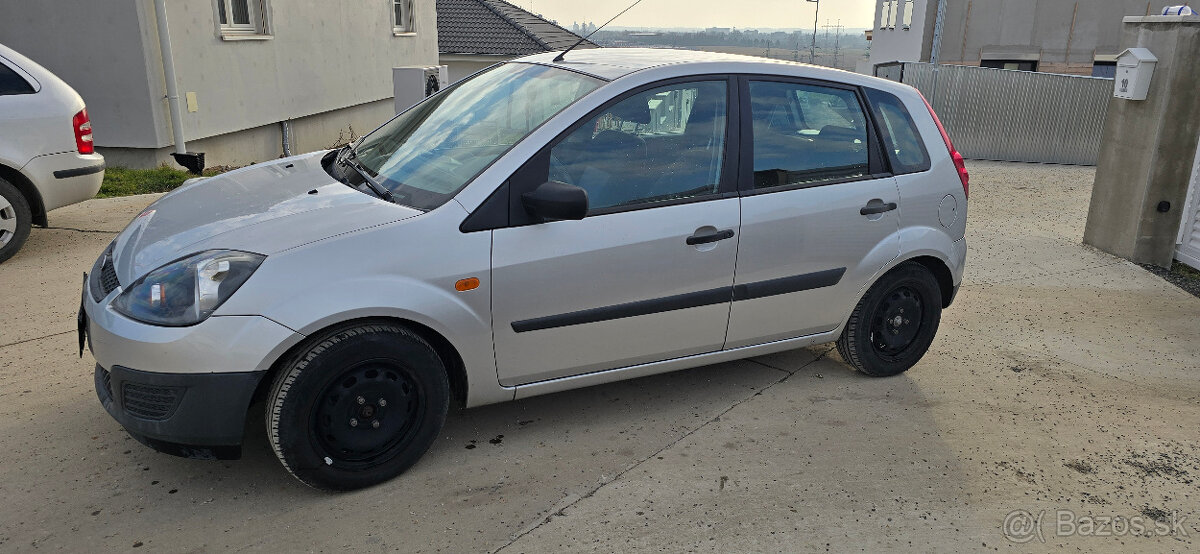 Ford Fiesta 1.25i 55kw 76.000km