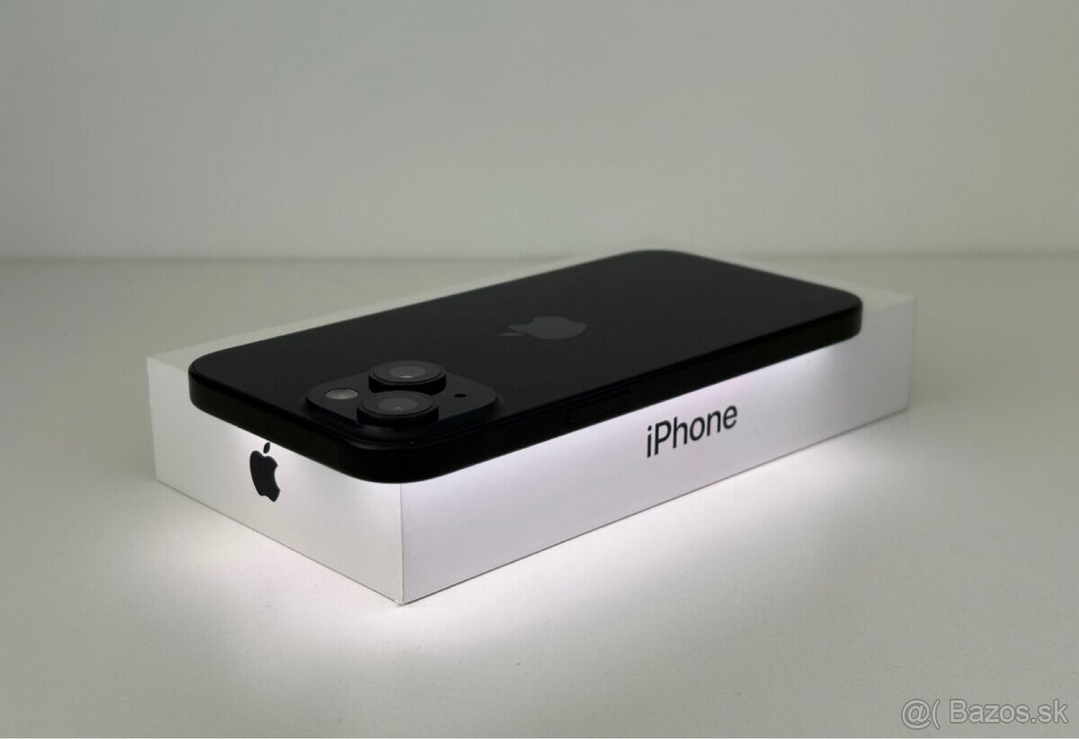 iPhone 15 256GB (Black)