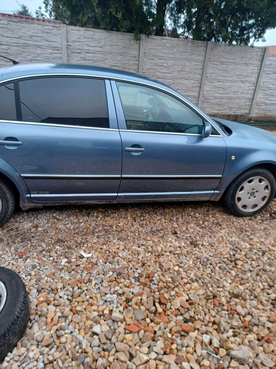 Rozpredám škoda Superb 2.5Tdi 120kw BDG