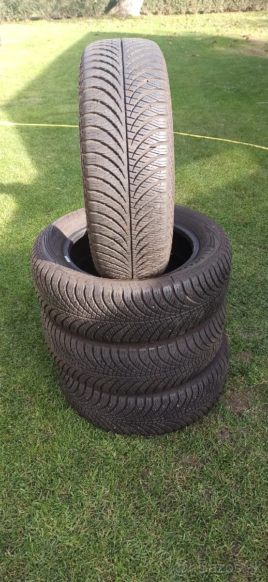 Pneumatiky Goodyear Vector 4 Season R16 205/60