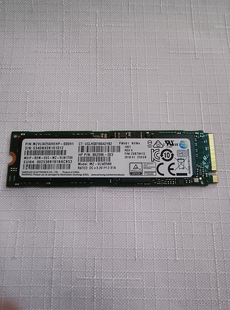 Samsung 256GB M.2 SATA SSD disk