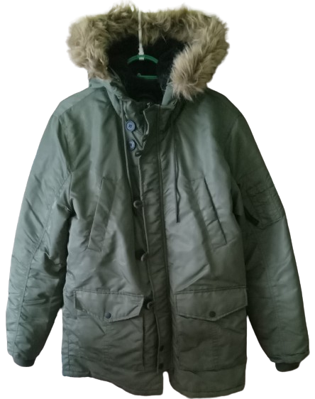 Bershka Zelená pánska zimná bunda s kapucňou