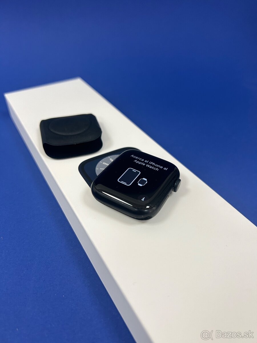 Apple Watch 8.45mm Midnight-Batéria 100%