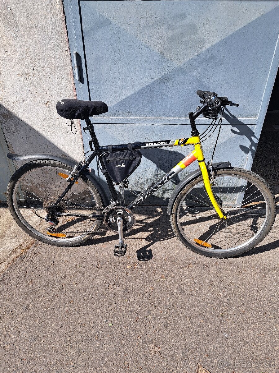 Bicykel Giant boulder