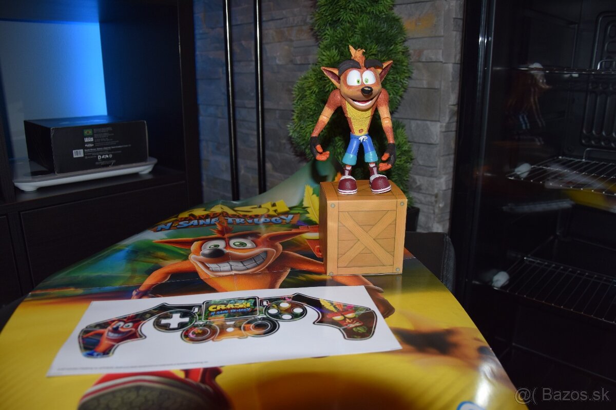 NECA Crash Bandicoot