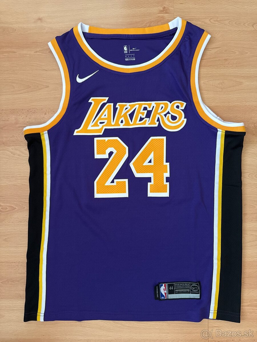 Kobe bryant lakes dress