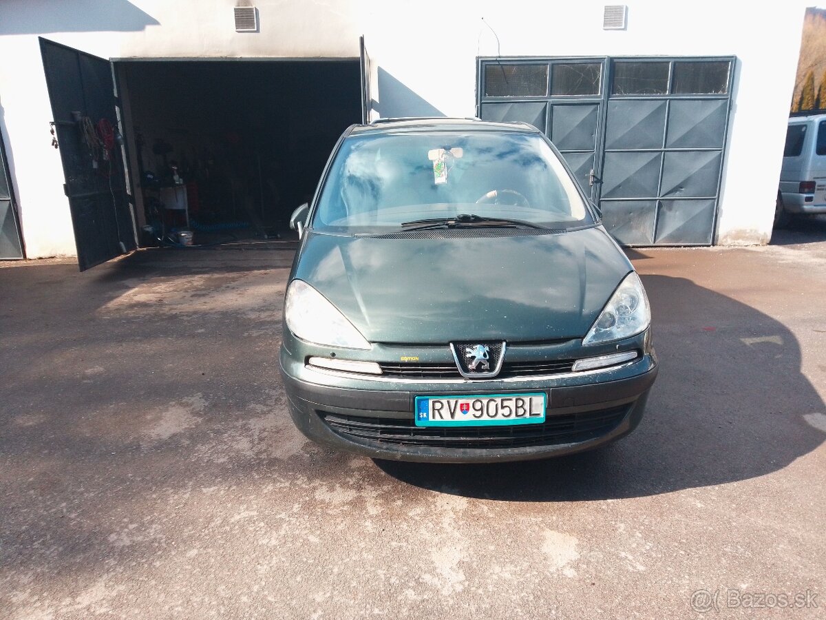 PEUGEOT 807 2,2 HDI 94 kw