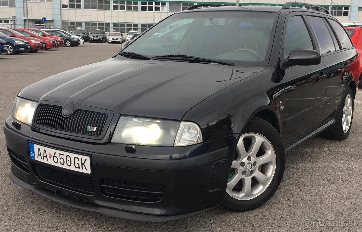 Škoda Octavia RS 1.8 T Kombi 132kW RALLY SPORT BLACK