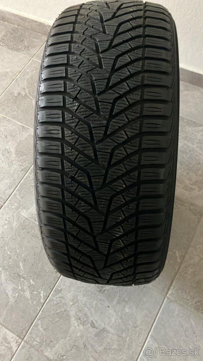 Zimné pneu 225/45 R17