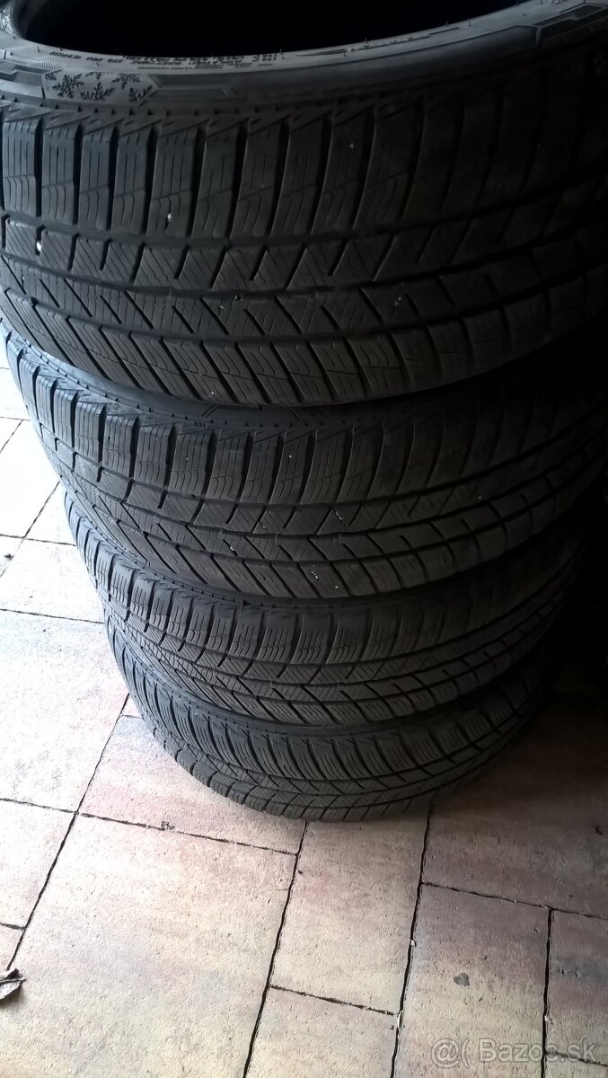 4 ks ZIMNÉ 205/50 R17 93V XL BARUM dezén 6 mm  LEN 35,-€/kus