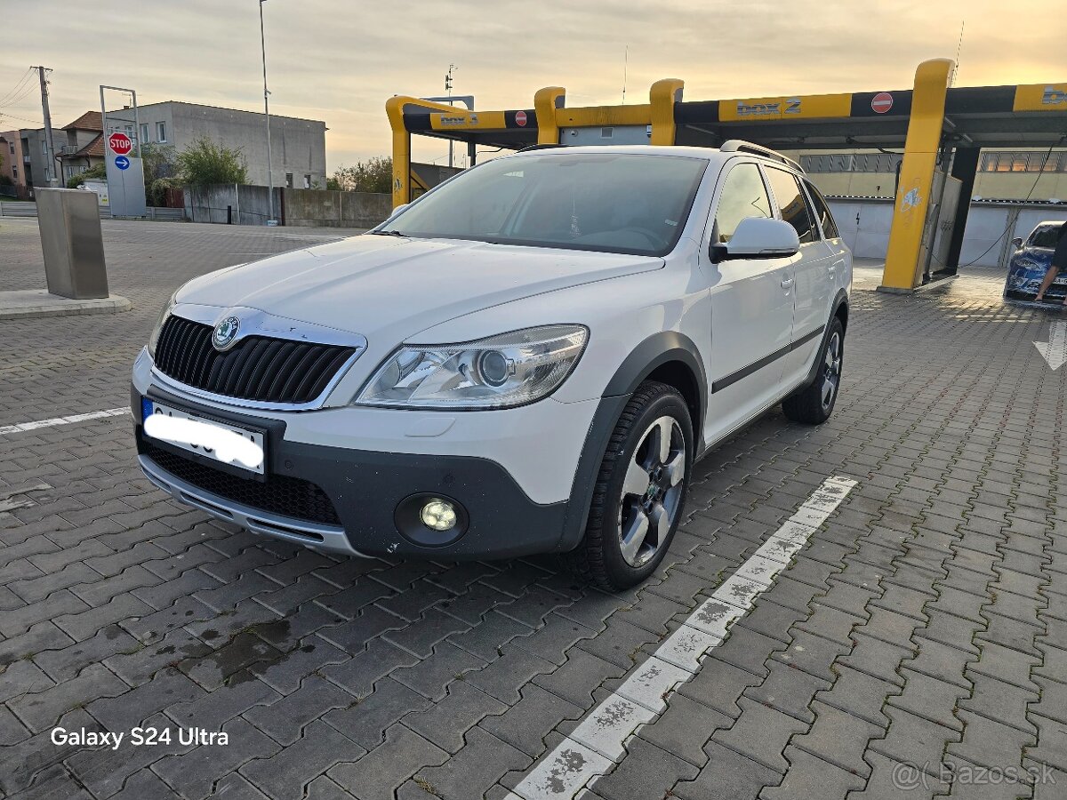 Škoda Octavia Scout 2