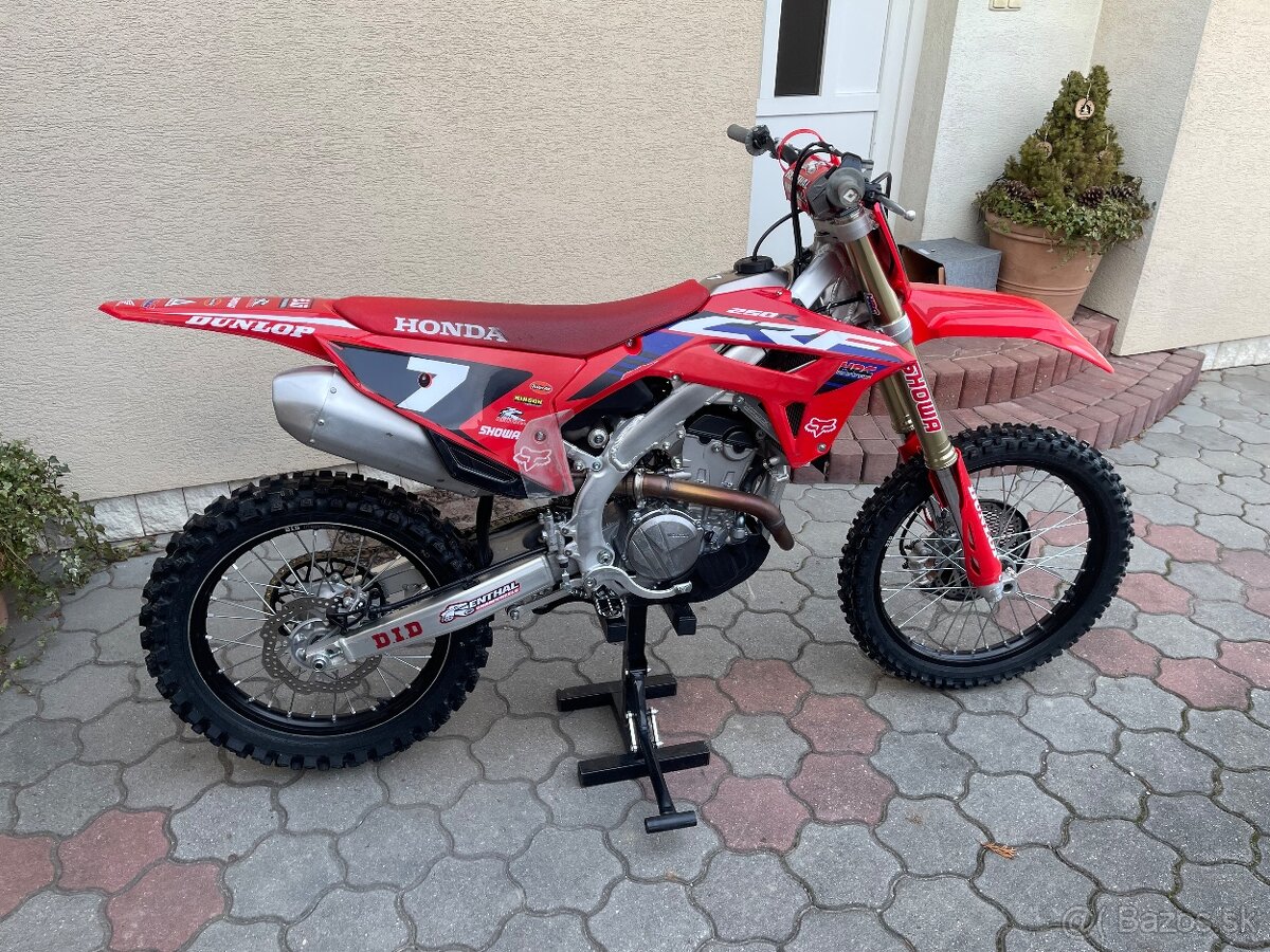 Honda crf250r 24