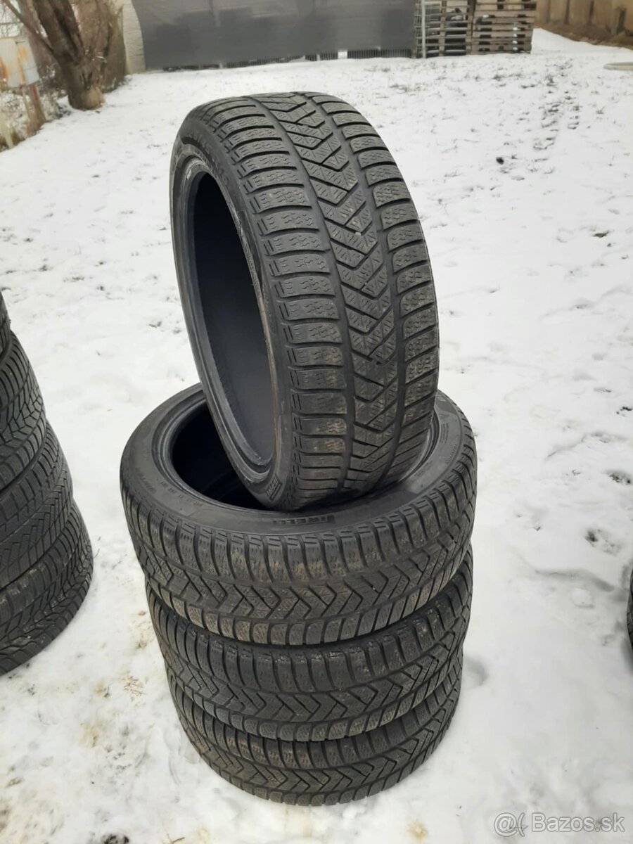 225/45R18. 95V. Pirelli zimné