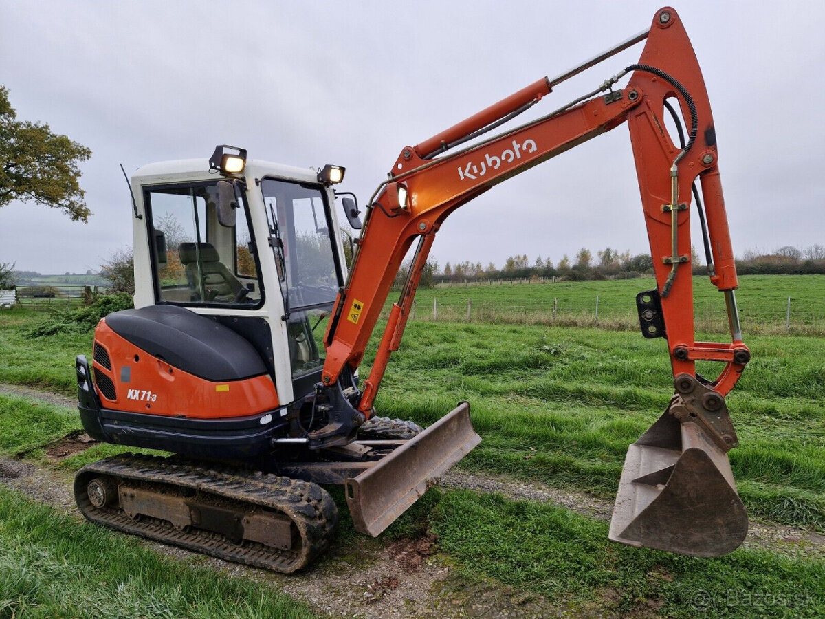 Minibager Kubota KX337