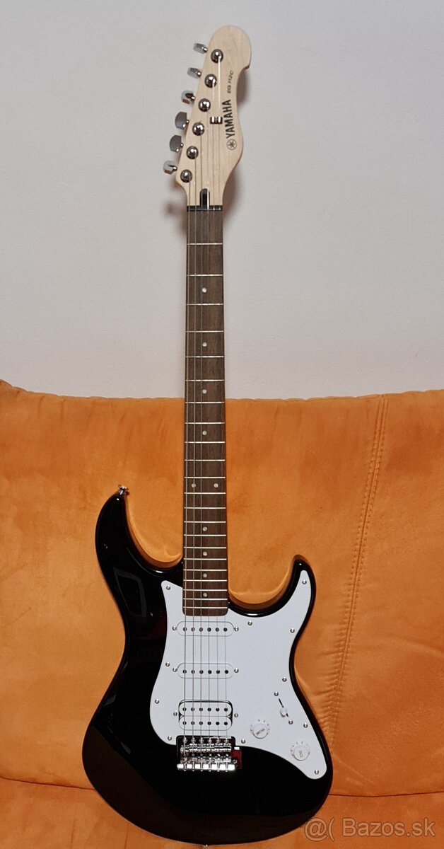 Yamaha EG 112 C gitarový set